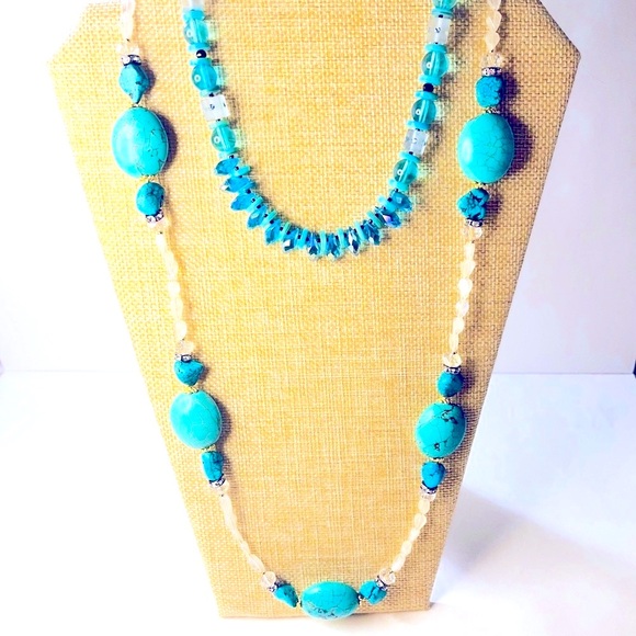 Moonstone Turquoise Beads Necklace - Picture 3 of 6